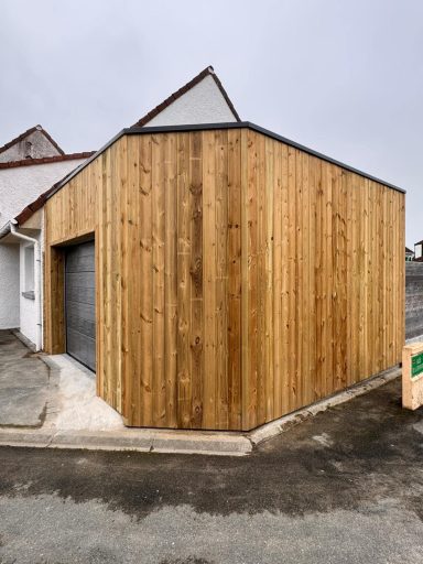 Garage en bois